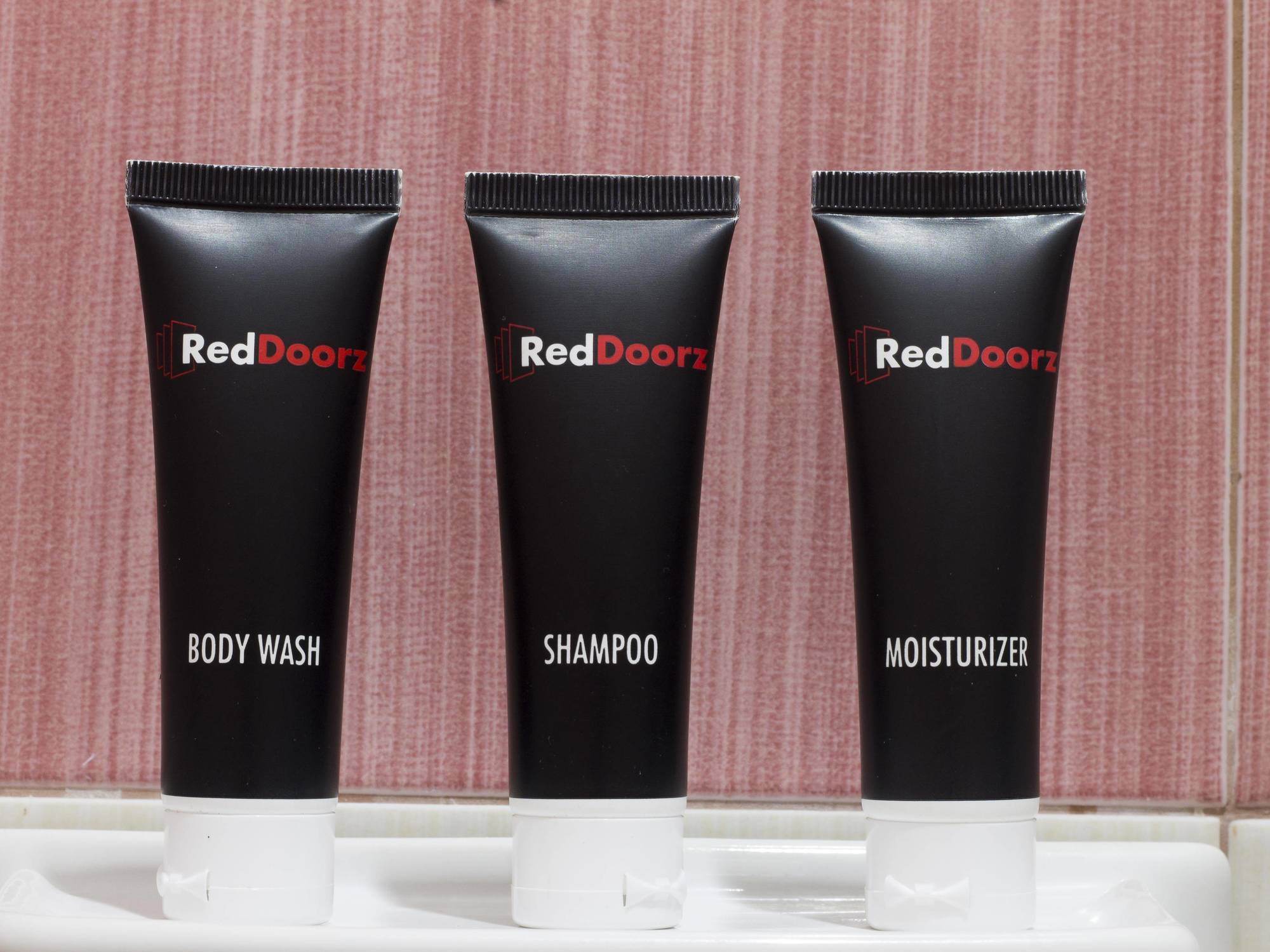 Reddoorz At Gegerkalong Tengah Hotel Bandung